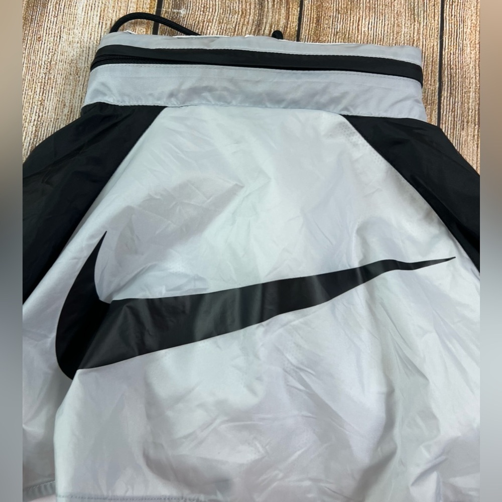 Mens Nike Windrunner Full Zip Jacket Size Medium White Black Silver CN8770 - Picture 7 of 11